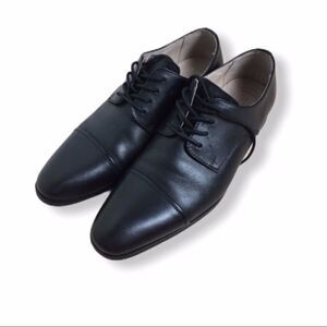 Express SZ 8 mens black leather shoes